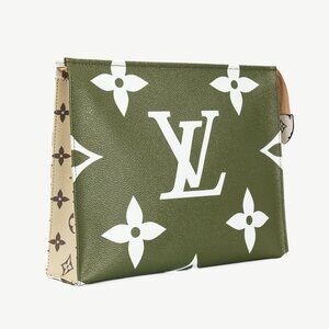 Louis Vuitton Khaki Monogram Giant Toiletry Pouch 26
